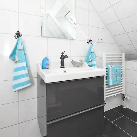 Ferienwohnung Im Huus Bi'd Flinten * אסנס