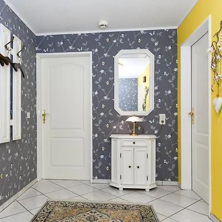 Ferienwohnung Im Huus Bi'd Flinten