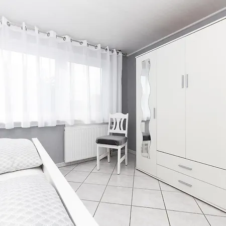 Ferienwohnung Im Huus Bi'd Flinten